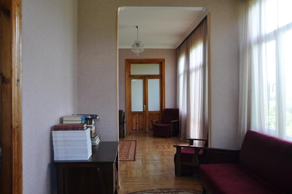 Guest House Racha Ambrolauri Exteriér fotografie